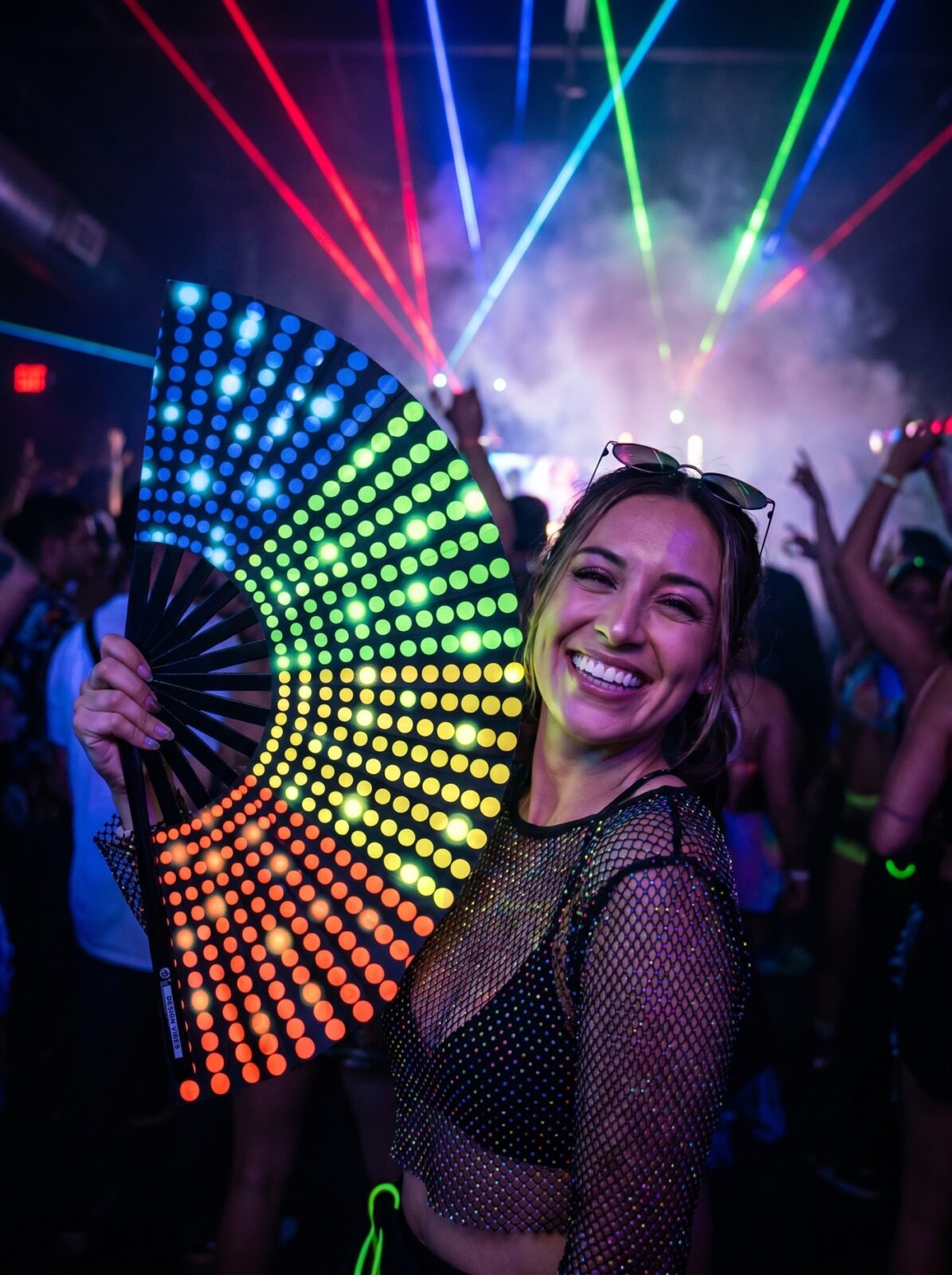Festival Fan Noir avec des points arc-en-ciel – Rave & Pride – Affichage 2