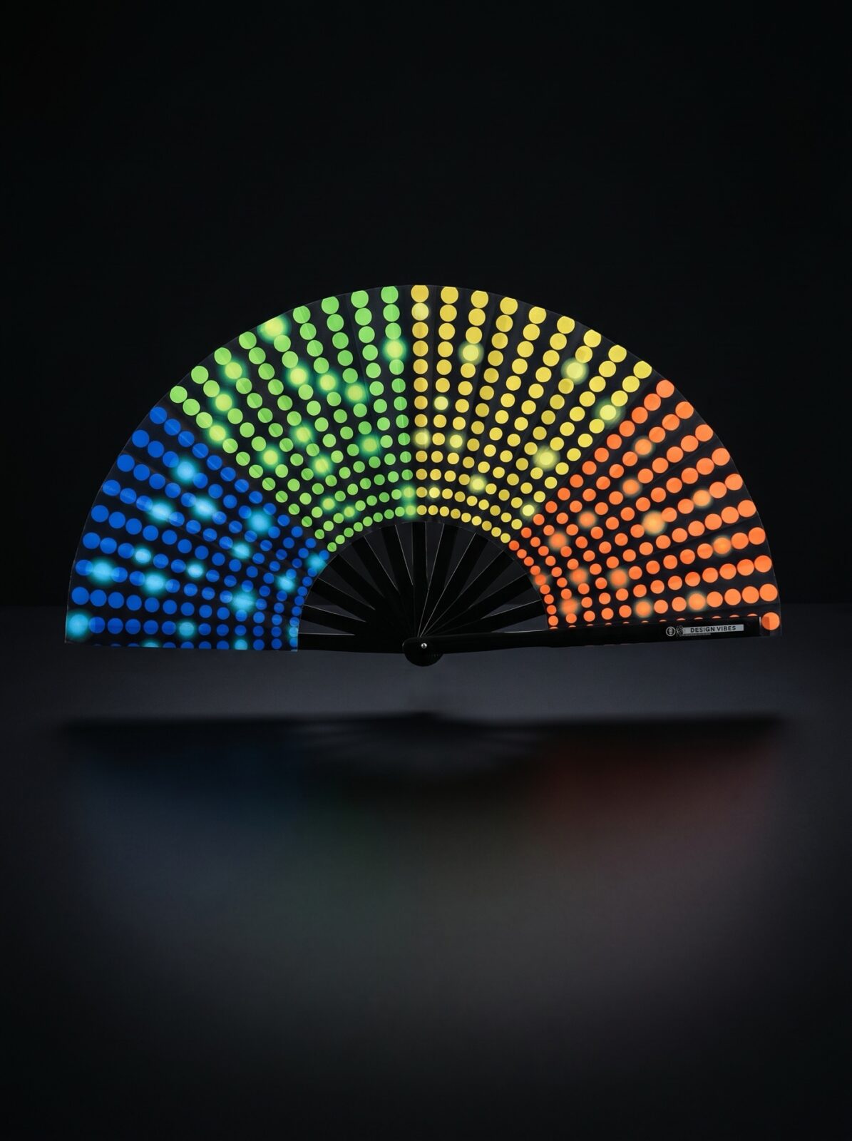 Festival Fan Noir avec des points arc-en-ciel – Rave & Pride