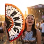 Festival Fan « BANG » bande dessinée en rouge et blanc – Rave & Party Accessoire – Affichage 3
