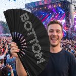 Éventail Festival « BOTTOM » en noir – Accessoire Pride & Rave – Affichage 4
