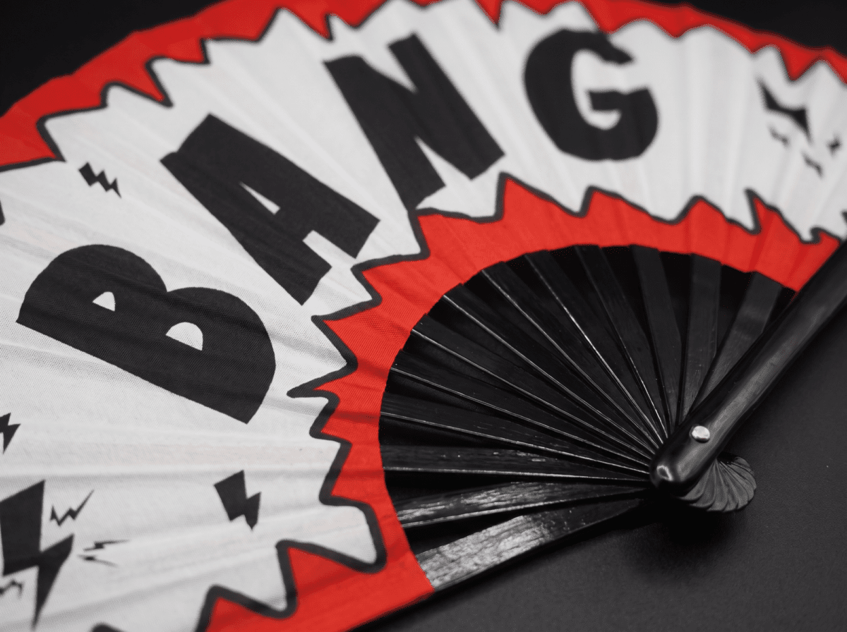 Festival Fan « BANG » sur le thème de la comic, rouge et blanc, accessoire pour les raves et les soirées, Affichage 8