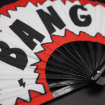 Festival Fan « BANG » sur le thème de la comic, rouge et blanc, accessoire pour les raves et les soirées, Affichage 8