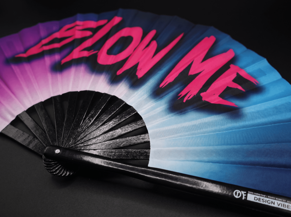 Festival Fan « BLOW ME » violet-bleu, accessoire pour les raves et la Pride, Affichage 6