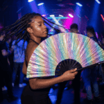 Festival Fans holographiques avec paillettes en forme d&rsquo;arc-en-ciel pastel pour les festivals et les Raves, Affichage 2