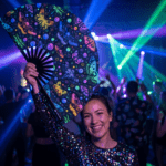 Festival Fan « Papillons fluo » noirs pour les Raves et la lumière noire, Affichage 2