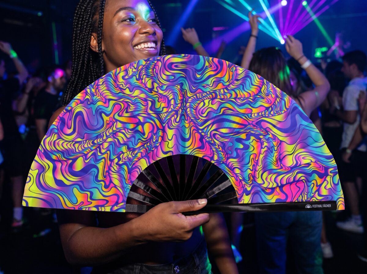 Festival Fans « Psychedelic Melt » violets pour Goa et la psytrance, Affichage 2