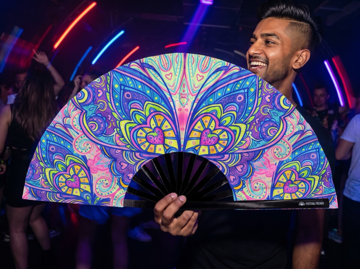 Festival Fan « Mandala papillon turquoise » pour la psytrance et les Raves, Affichage 2