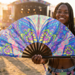 Festival Fan « Mandala papillon turquoise » pour la psytrance et les Raves, Affichage 3